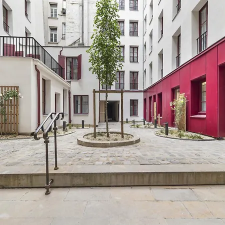 Alpohi Paris